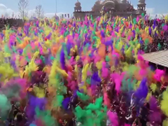 FESTIVAL-OF-COLORS-2013---Y