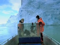 Arctic-Glacier-collapses-